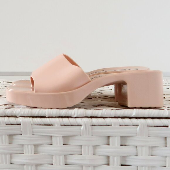 Beach by Matisse Nude Jelly Block Heel Slide Sandals Waterproof Summer Shoes 9 - Picture 3 of 16